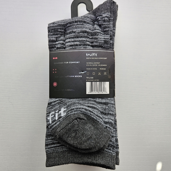 Tru/fit Black Crew Socks‎ with Floral Pattern, 6 Pairs - Picture 5 of 5